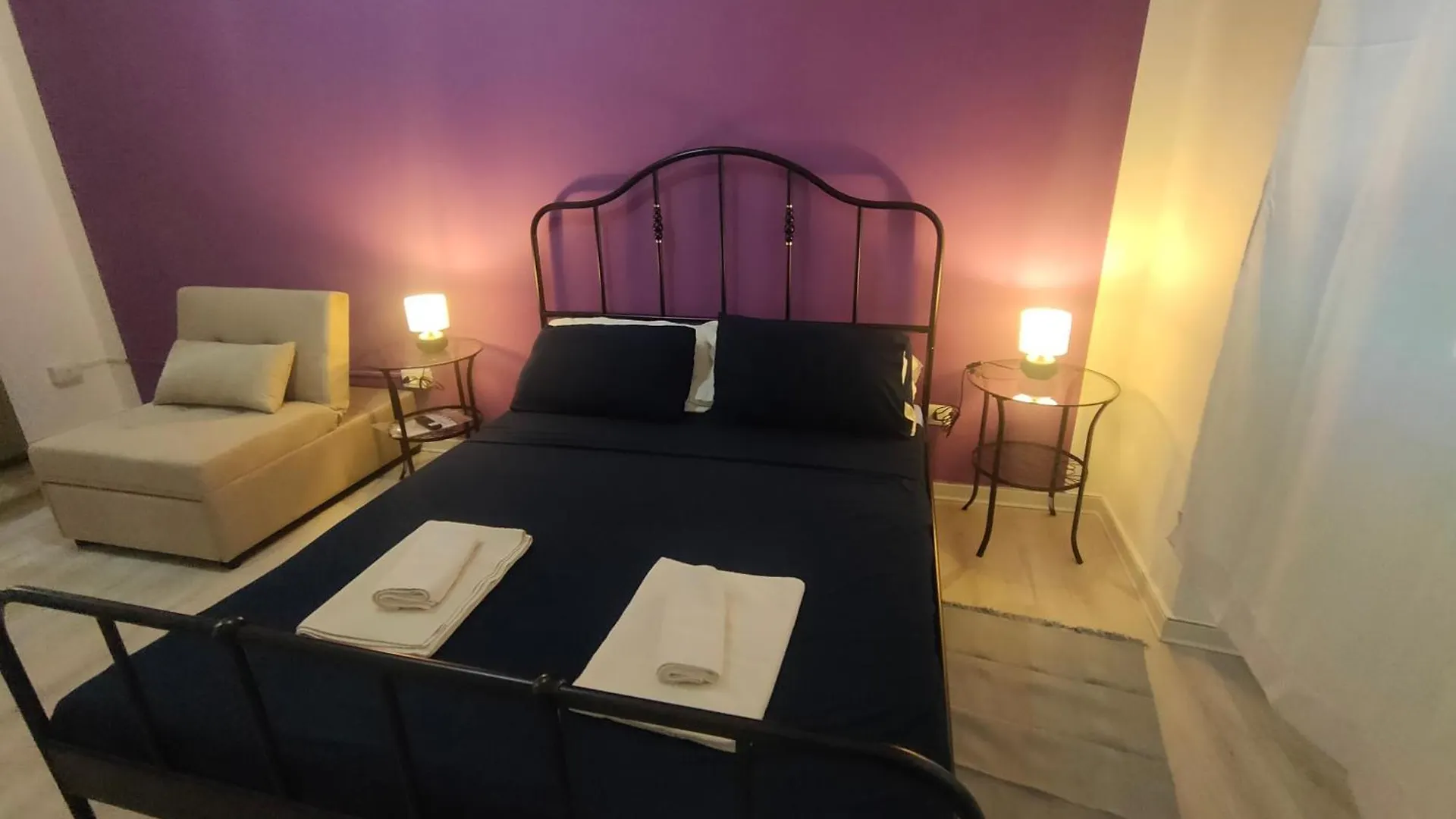Pensionat Bibbi'S House San Lorenzo Rom Italien