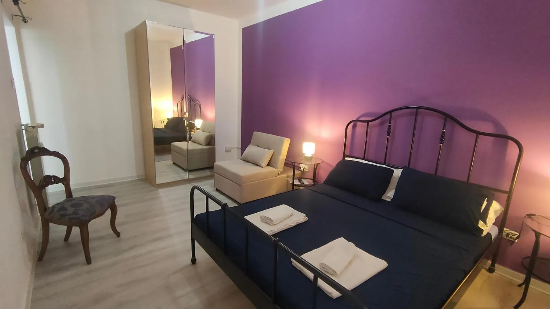 Pensionat Bibbi'S House San Lorenzo Rom Italien
